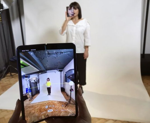 三星折叠屏5G手机即将出现，手板模型制作在其中扮演什么角?